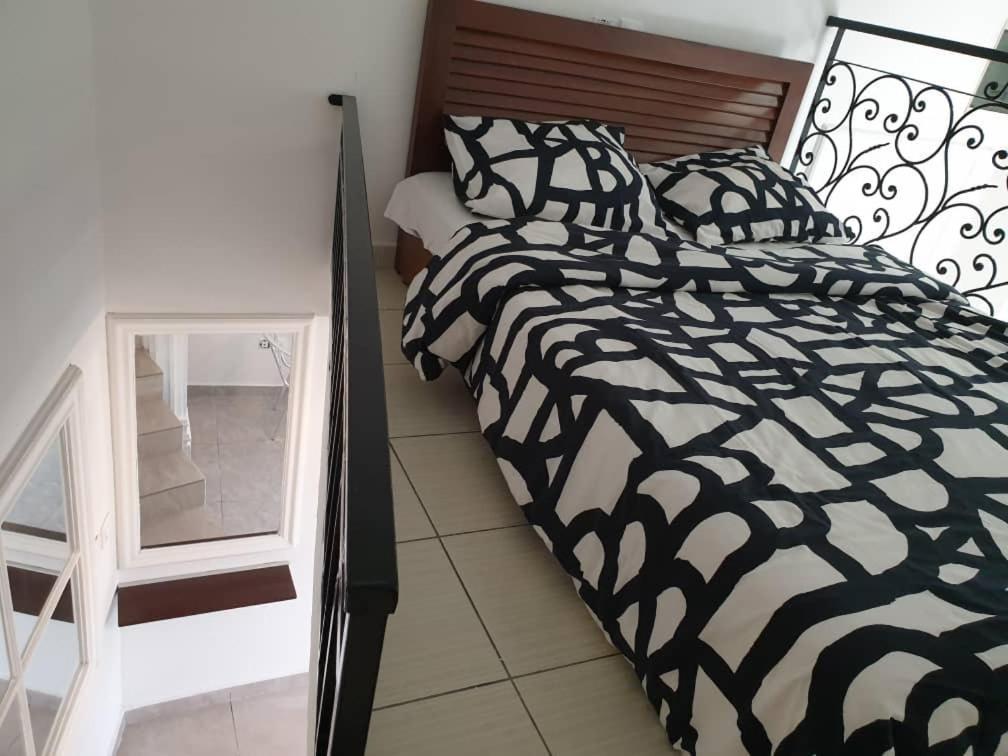 Eve Home Yaoundé 外观 照片